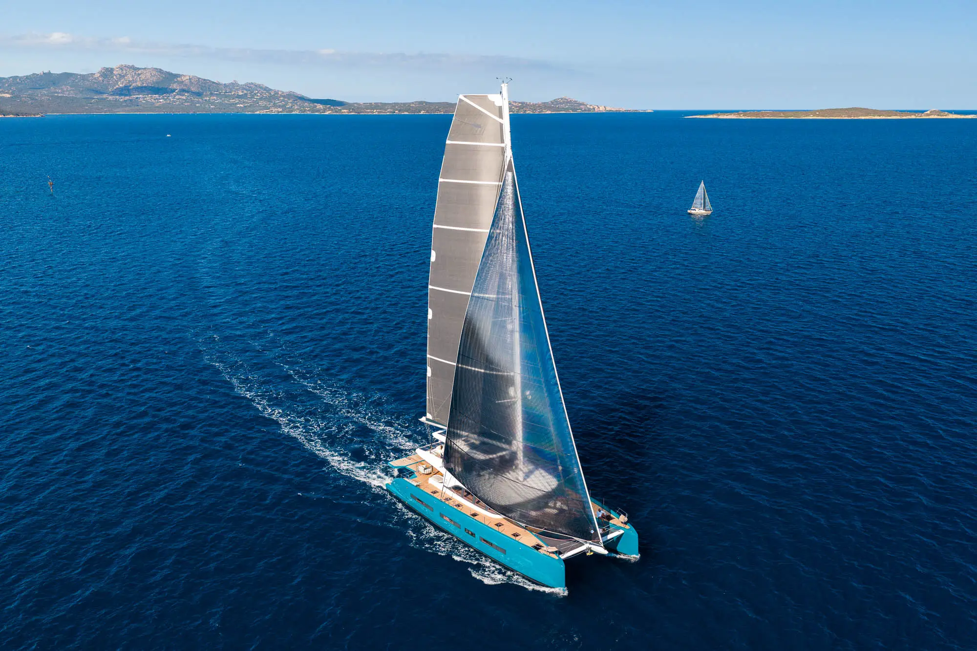 Imladris sailing offshore